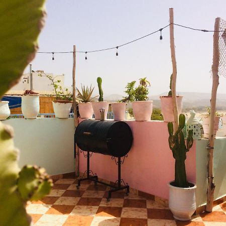 Amayour Surf Hostel Taghazout Dış mekan fotoğraf