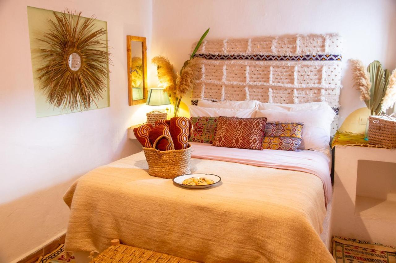 Amayour Surf Hostel Taghazout Dış mekan fotoğraf