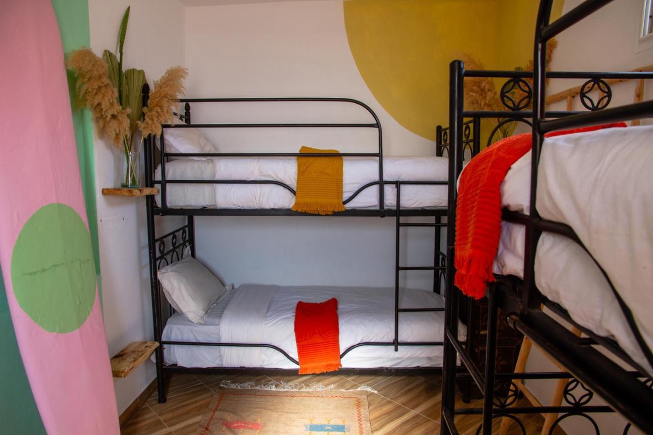 Amayour Surf Hostel Taghazout Dış mekan fotoğraf