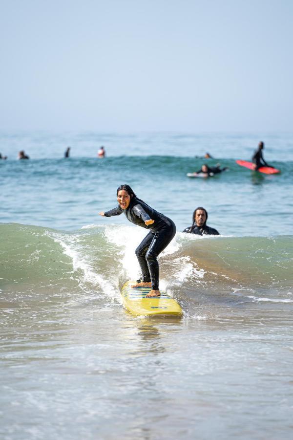 Amayour Surf Hostel Taghazout Dış mekan fotoğraf