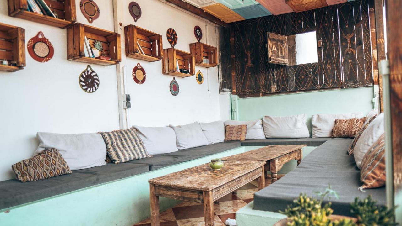 Amayour Surf Hostel Taghazout Dış mekan fotoğraf