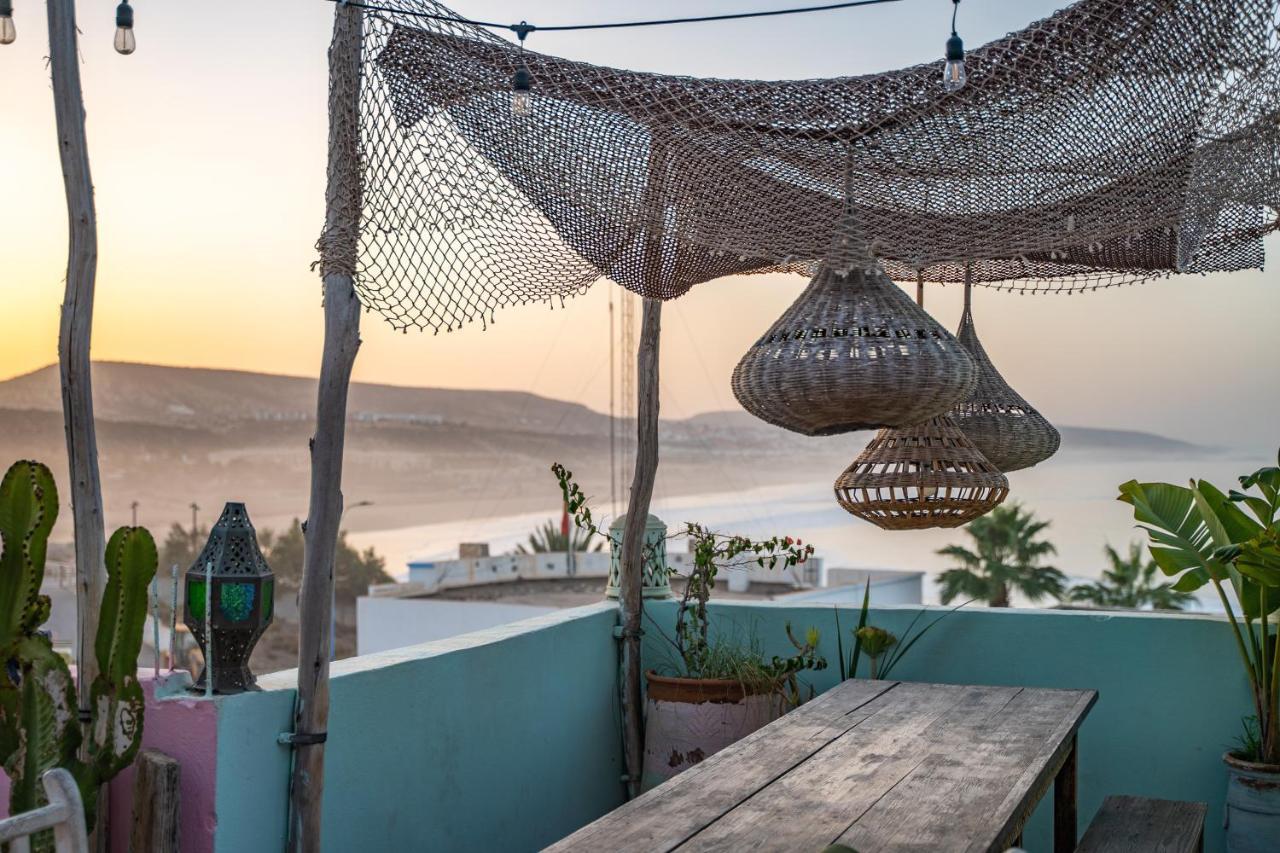 Amayour Surf Hostel Taghazout Dış mekan fotoğraf