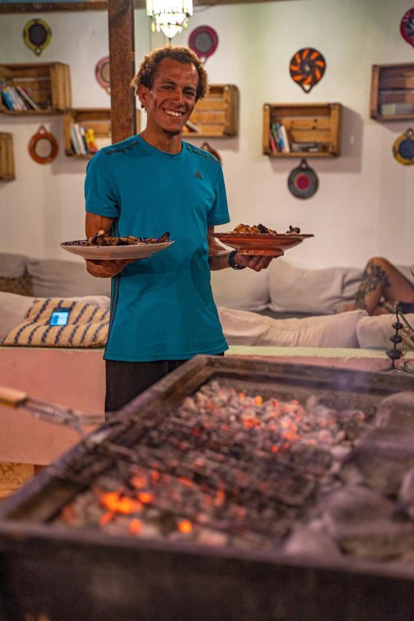 Amayour Surf Hostel Taghazout Dış mekan fotoğraf