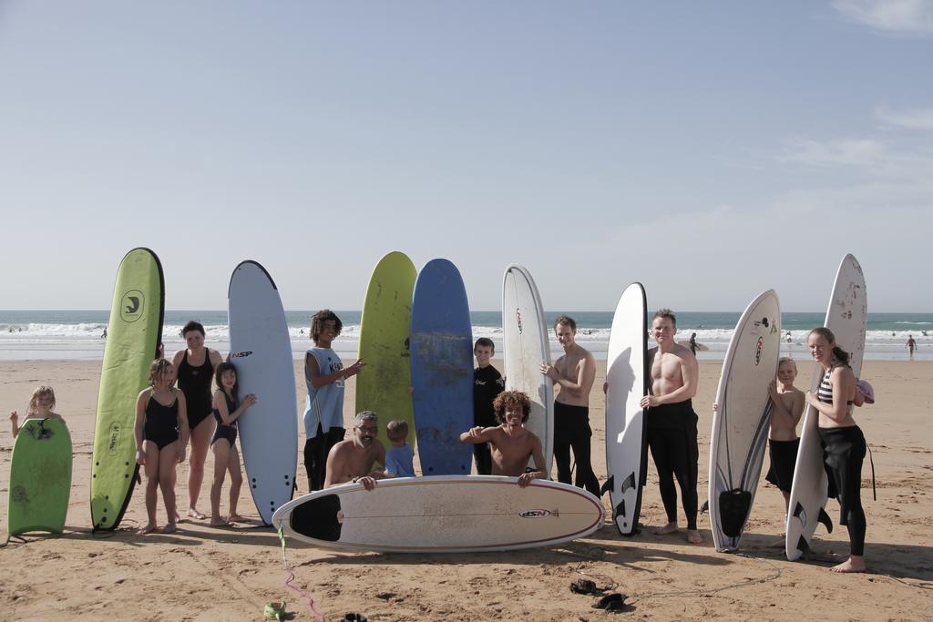 Amayour Surf Hostel Taghazout Dış mekan fotoğraf