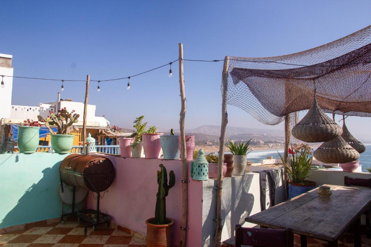 Amayour Surf Hostel Taghazout Dış mekan fotoğraf