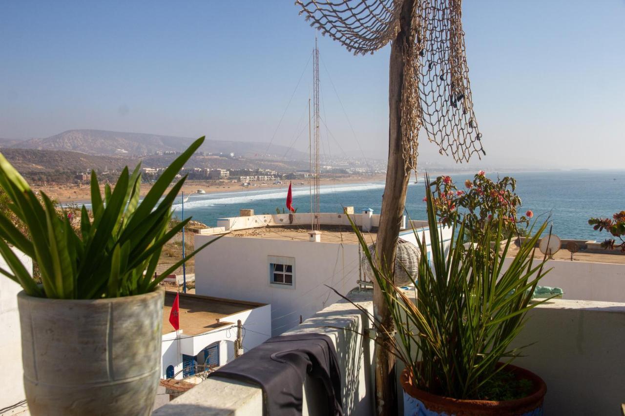 Amayour Surf Hostel Taghazout Dış mekan fotoğraf
